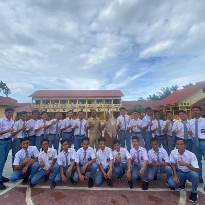 foto bersama wali kelas